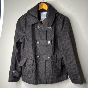 Tumblr era Dollhouse winter coat size large y2k leopard